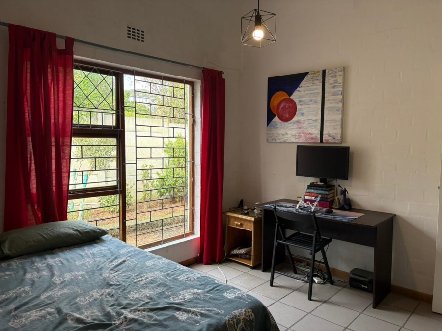 To Let  Bedroom Property for Rent in Capri Western Cape